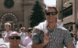 arnold-schwarzenegger-film-laughing-FOG3QnwdOUU3C.gif