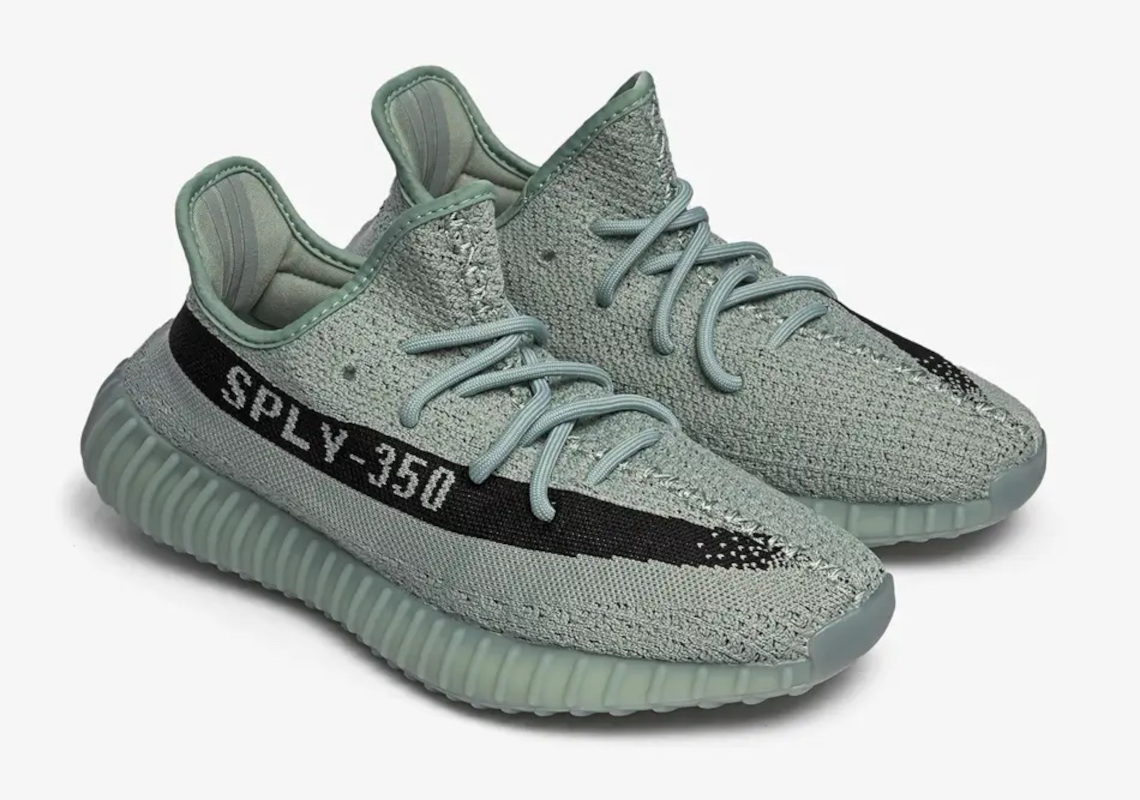 adidas-Yeezy-350-v2-HQ2060-8.jpg