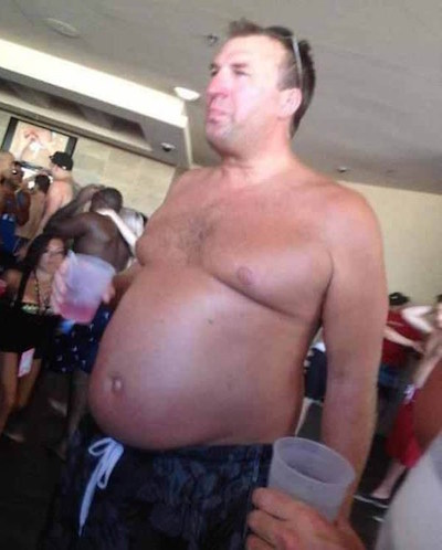 bret-bielema-shirtless.jpg