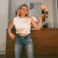 britpink-hilary.gif