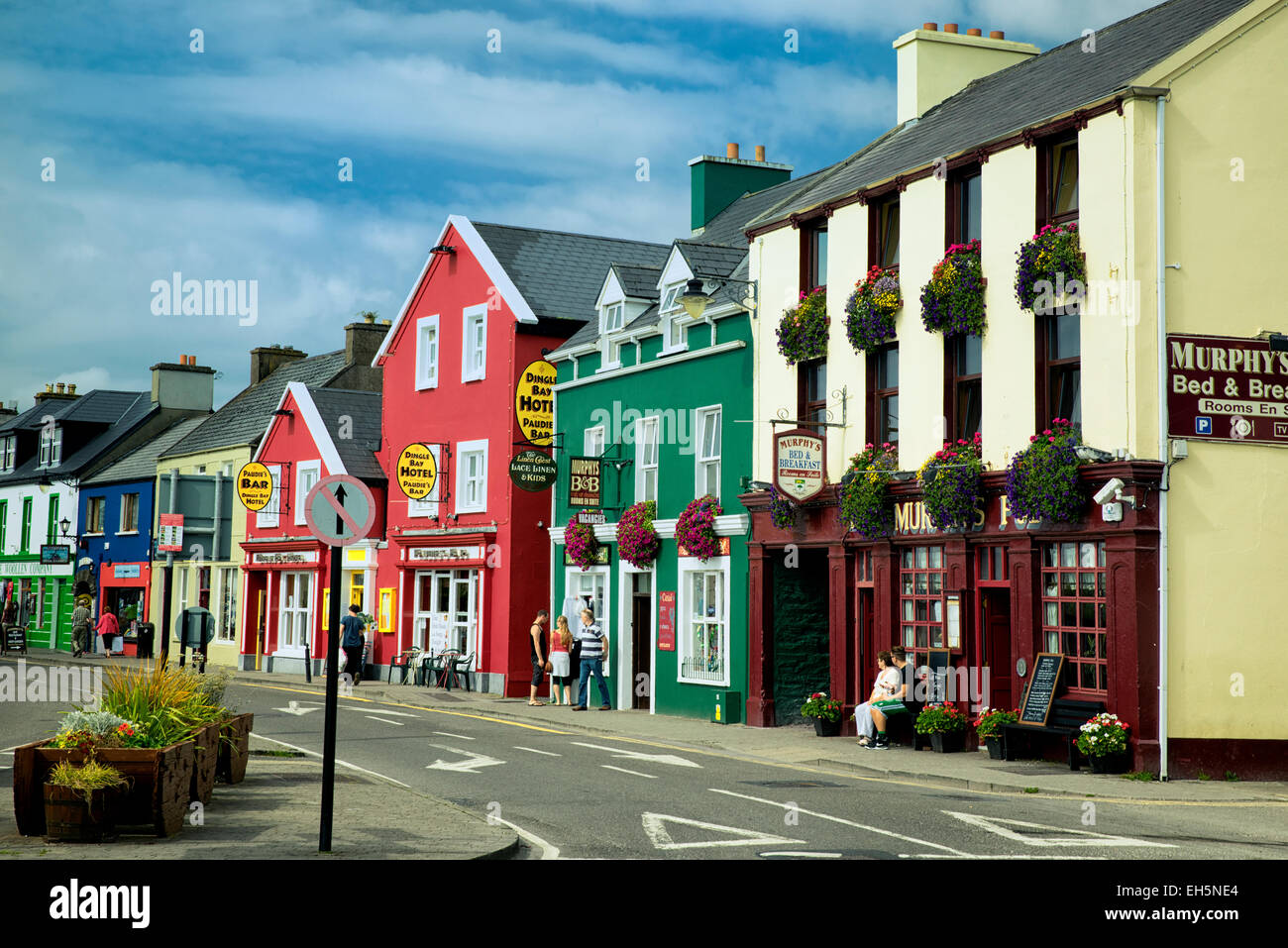 main-street-shops-in-the-town-of-dingle-ireland-EH5NE4.jpg
