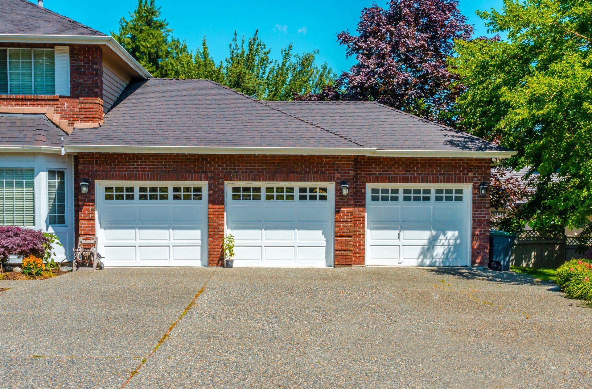 www.gmngaragedooromaha.com