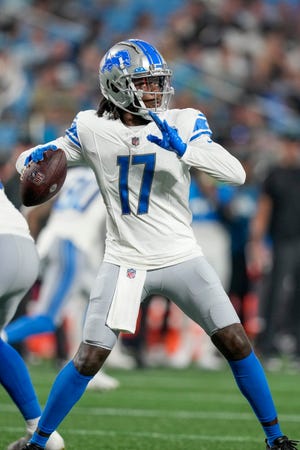 Detroit Lions quarterback Teddy Bridgewater drops back to pass during the second quarter against the Carolina Panthers at Bank of America Stadium, Aug. 25, 2023 in preseason.